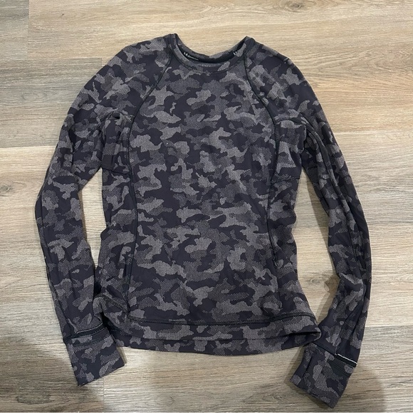 lululemon runderful long sleeve - Picture 2 of 8